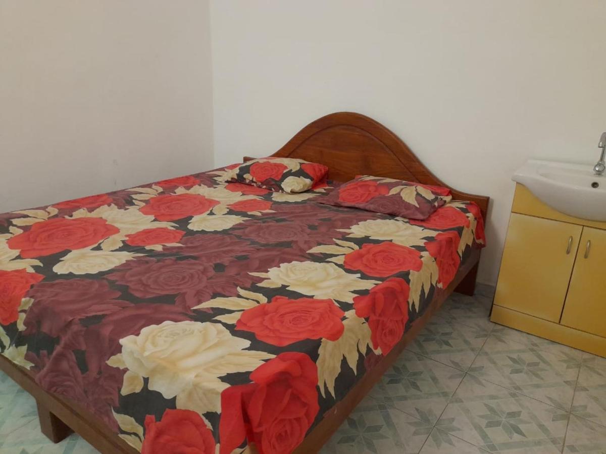 Guest house Rr House