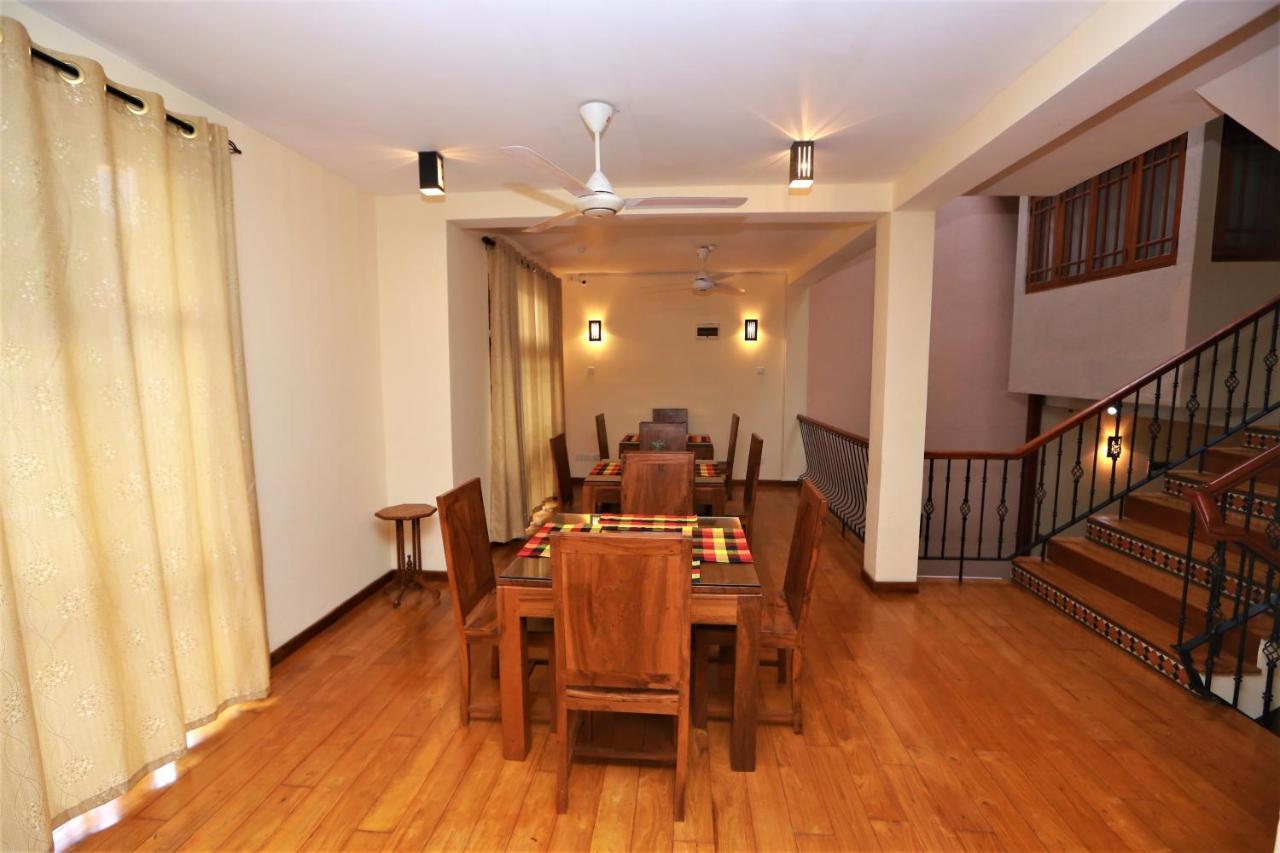 Rose 5 Bed & Breakfast