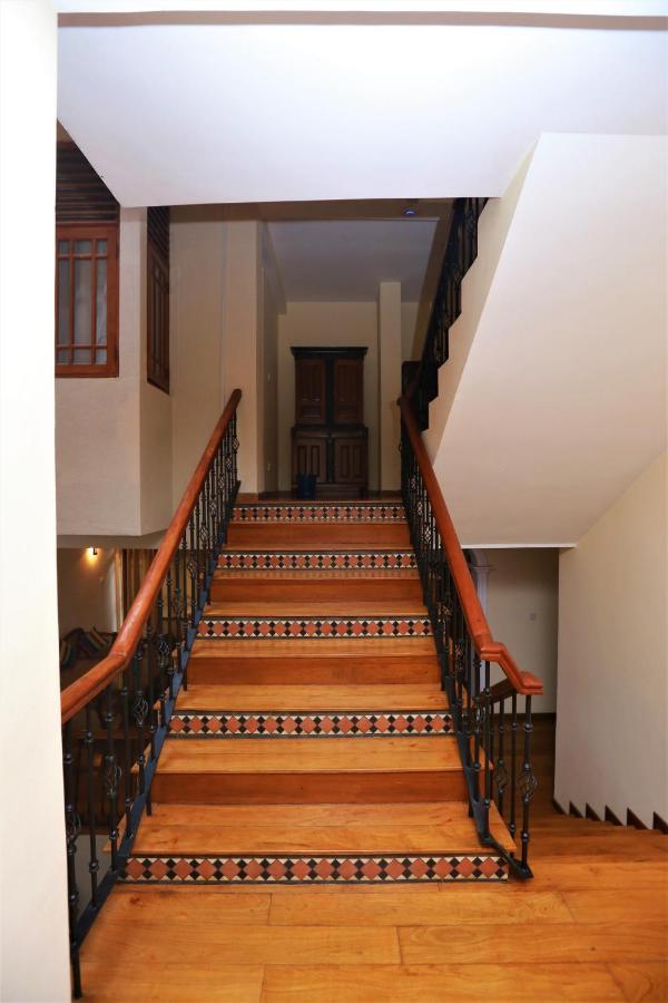Rose 5 Bed & Breakfast