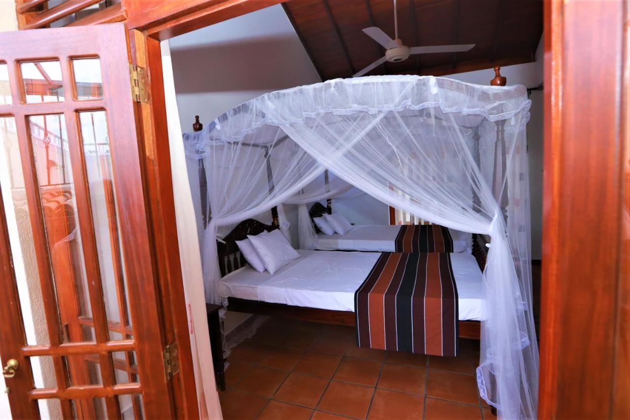 Rose 5 Bed & Breakfast