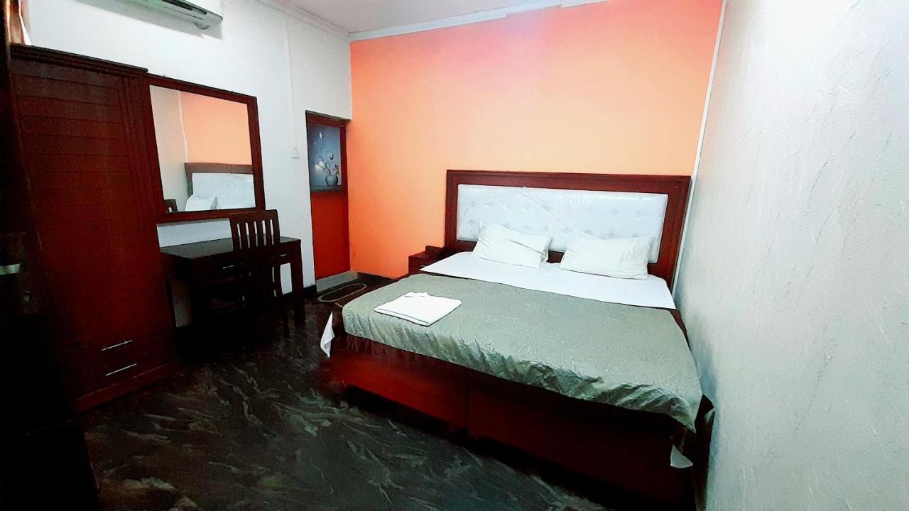 Hotel Sajana Grand Metro Colombo