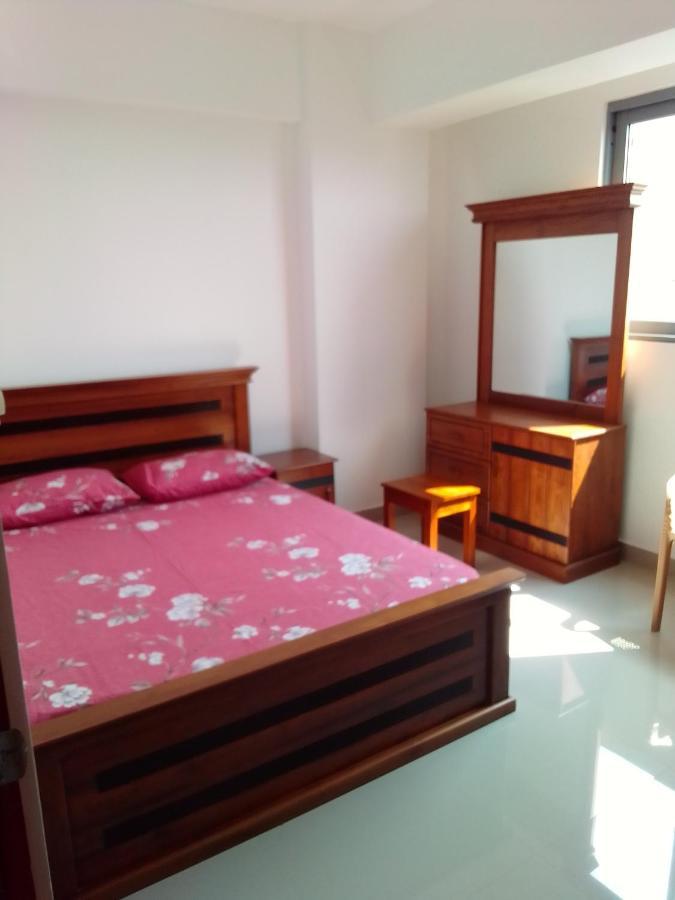 Oval View Sky Residencies In Borella *