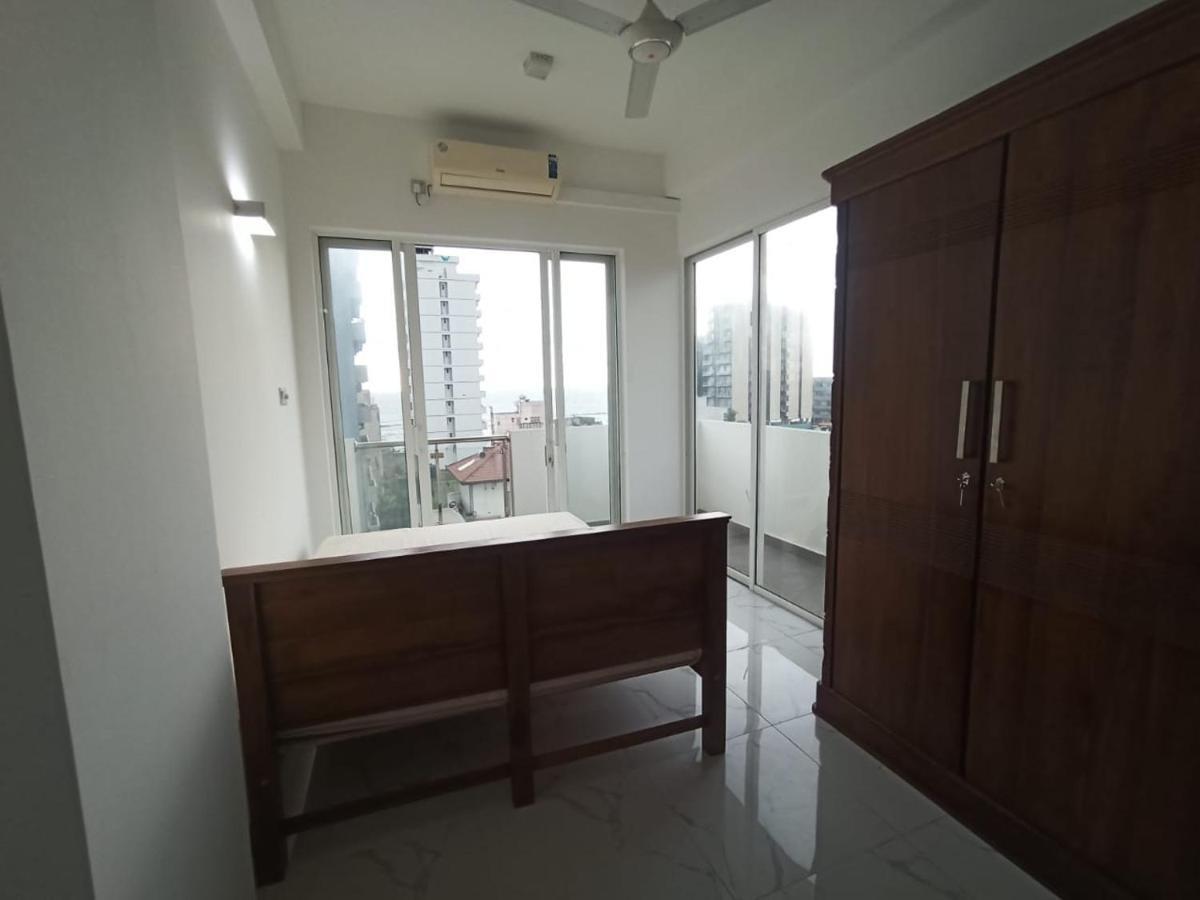 3 Bedroom Fully Furnished - Vel Residencies * Colombo