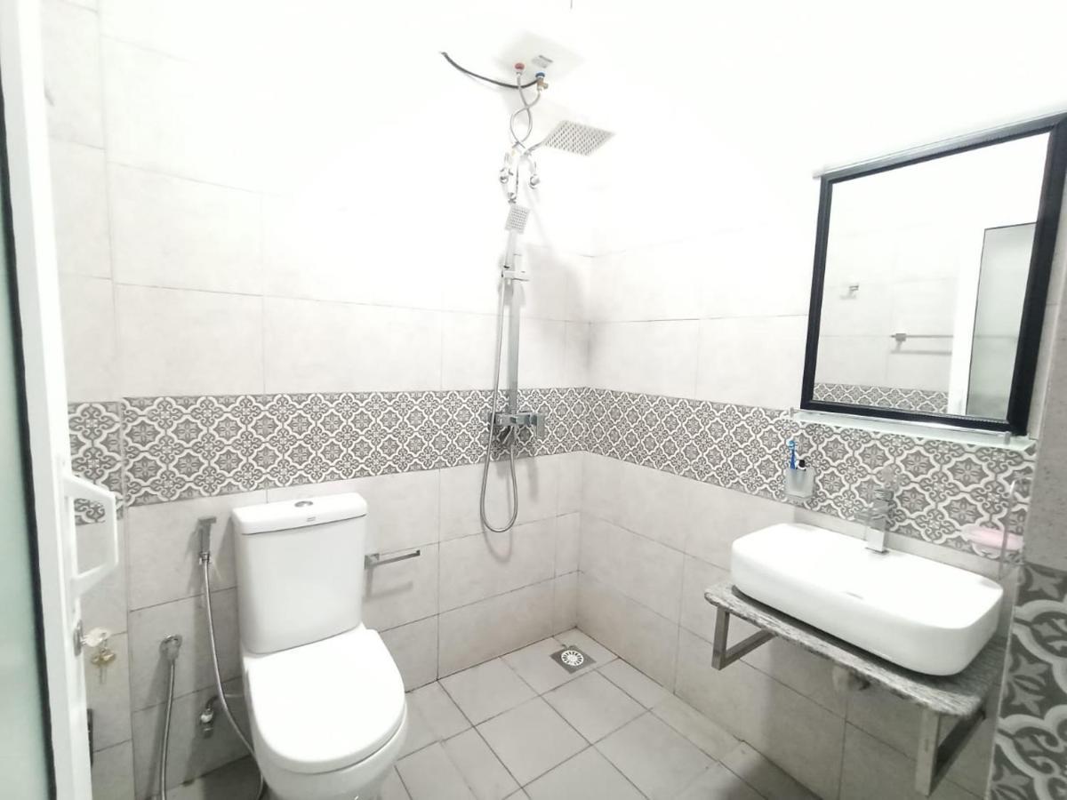 3 Bedroom Fully Furnished - Vel Residencies Apartment