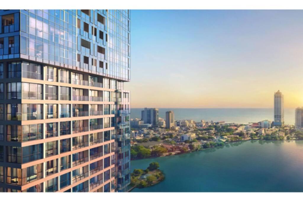 Spark Bridge-colombo, An Artist-designed 3br Colombo