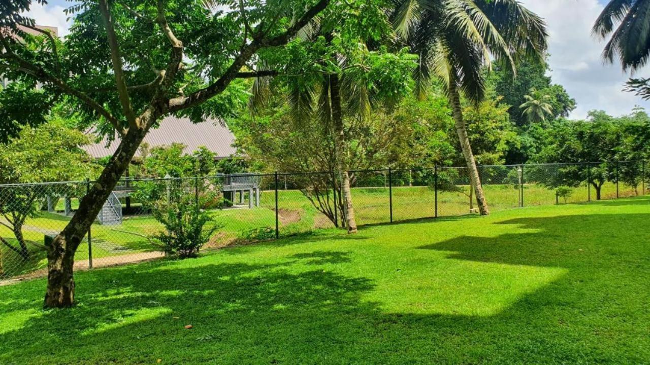 Apartamento Luxurious 2 Bedroom - Ariyana -athurugiriya *