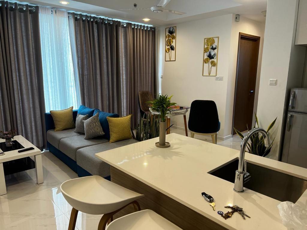 Luxury Sky Apartment Colombo