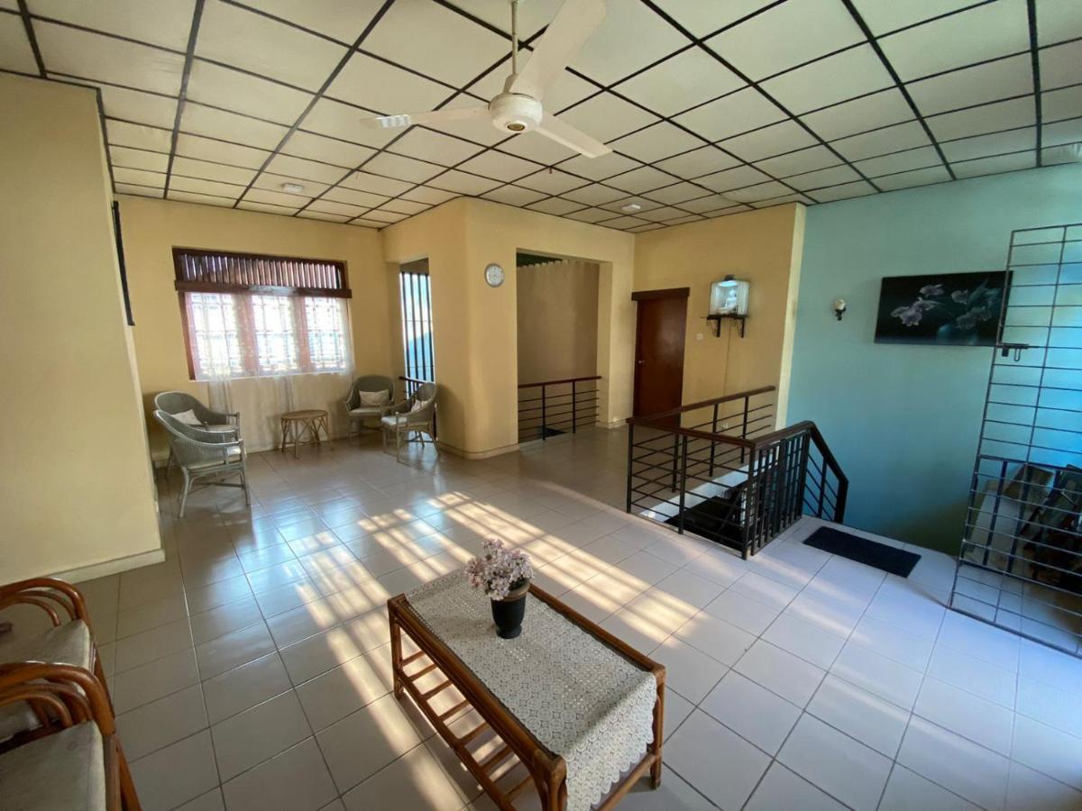 Acomodação com café da manhã  Oasis