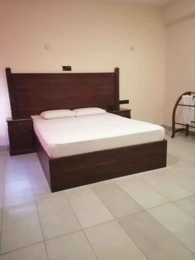 Hotel Aca