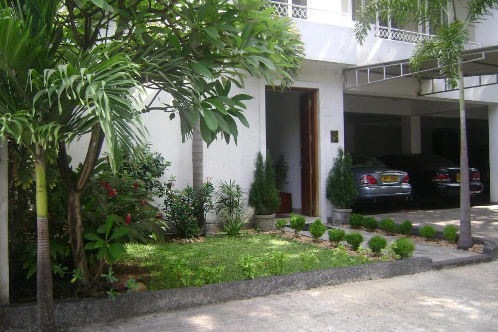 Bed & Breakfast Whitehouse Residencies 3*