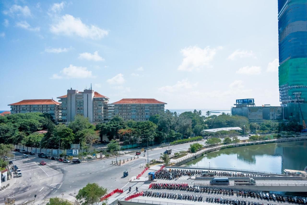 Brand New Water Front Luxury Cinnamon In Heart Of City * Colombo