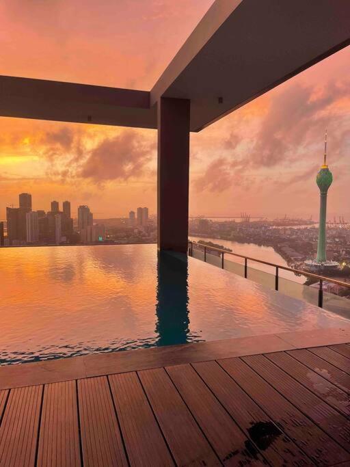 Luna Tower Luxury Colombo