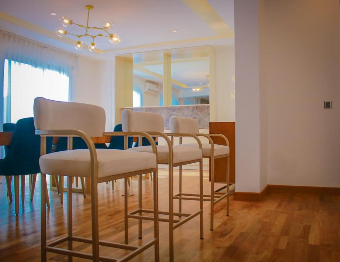 C7 By Arc Estate Apartment