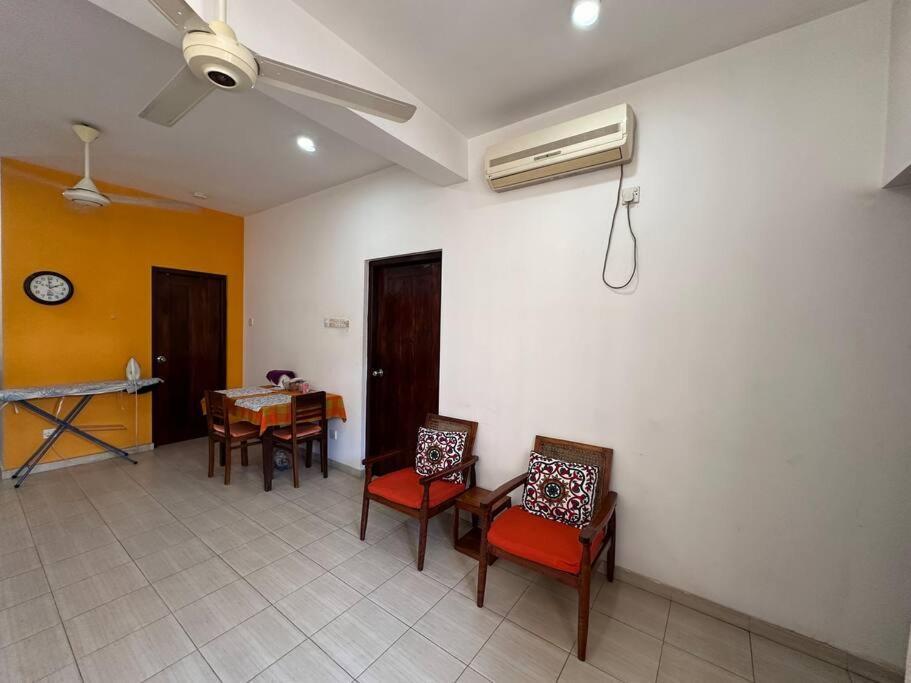 Apartment In Col-3