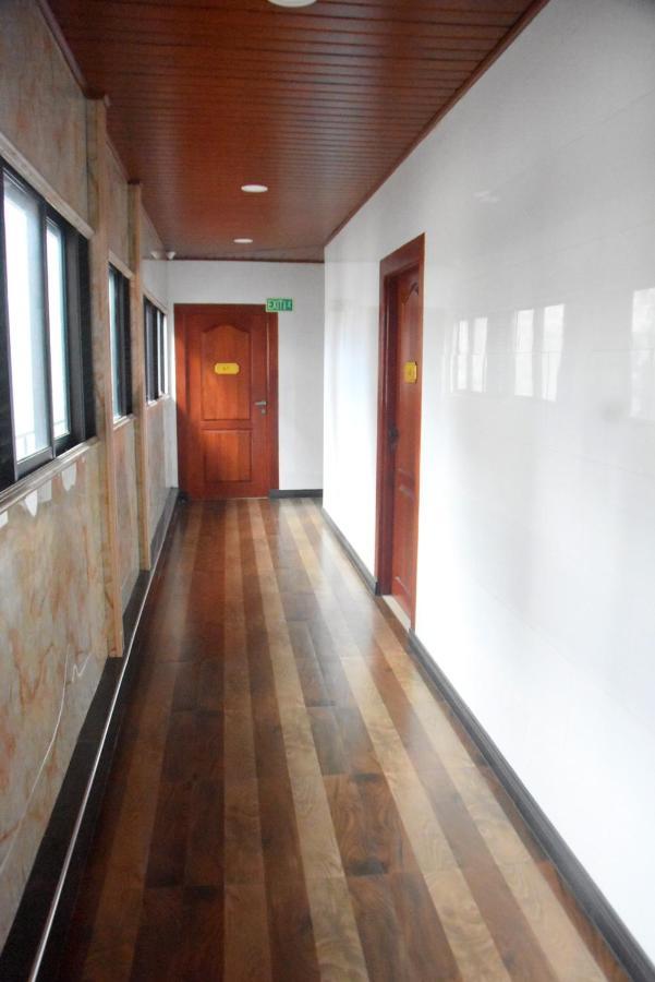 White Palace Guest house Colombo