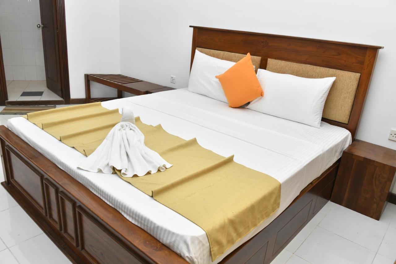 Bed & Breakfast Urban Deck Colombo