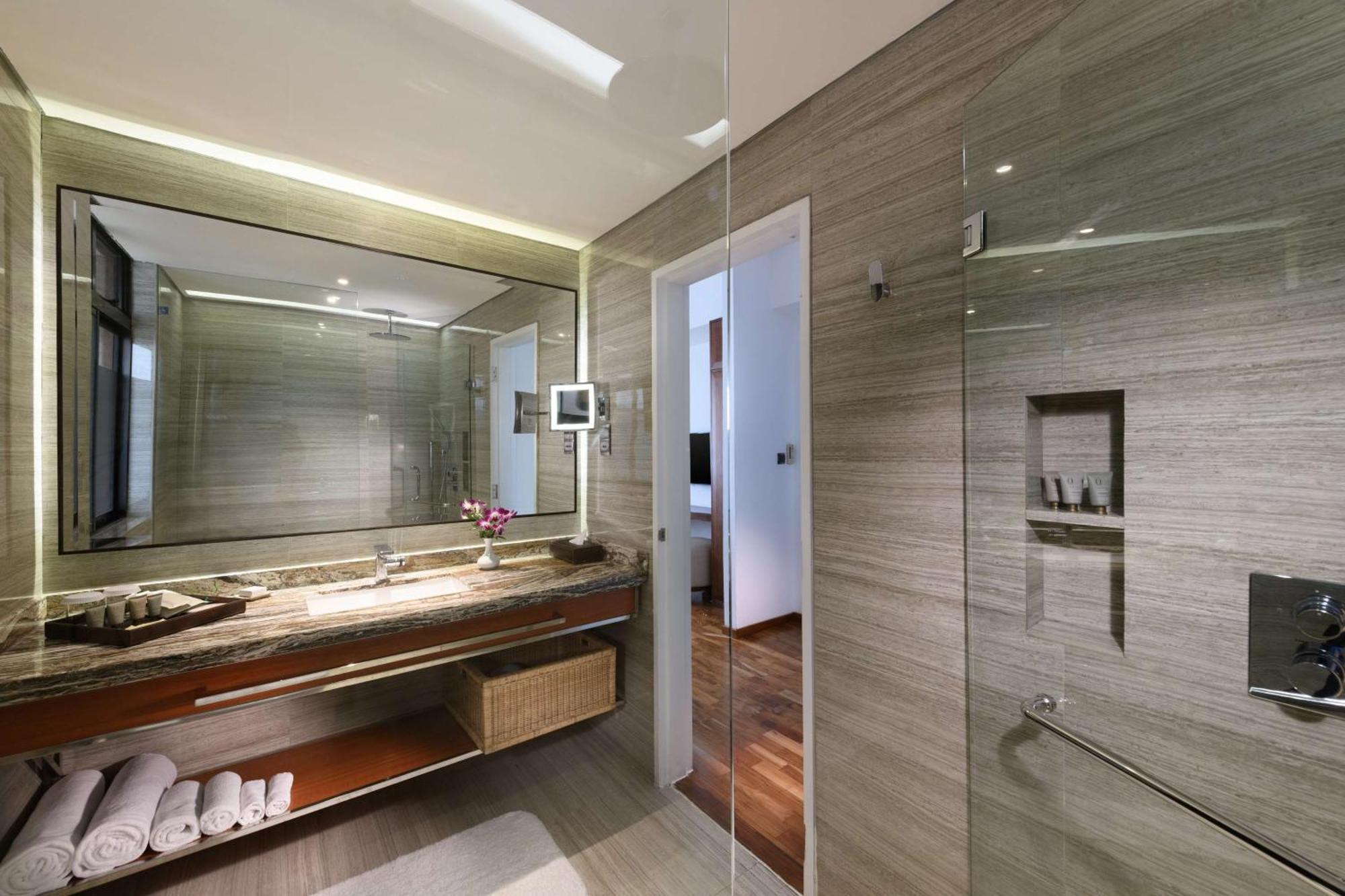 Hilton Apartment