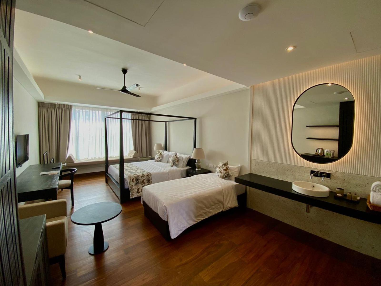 Taprobane House * Colombo
