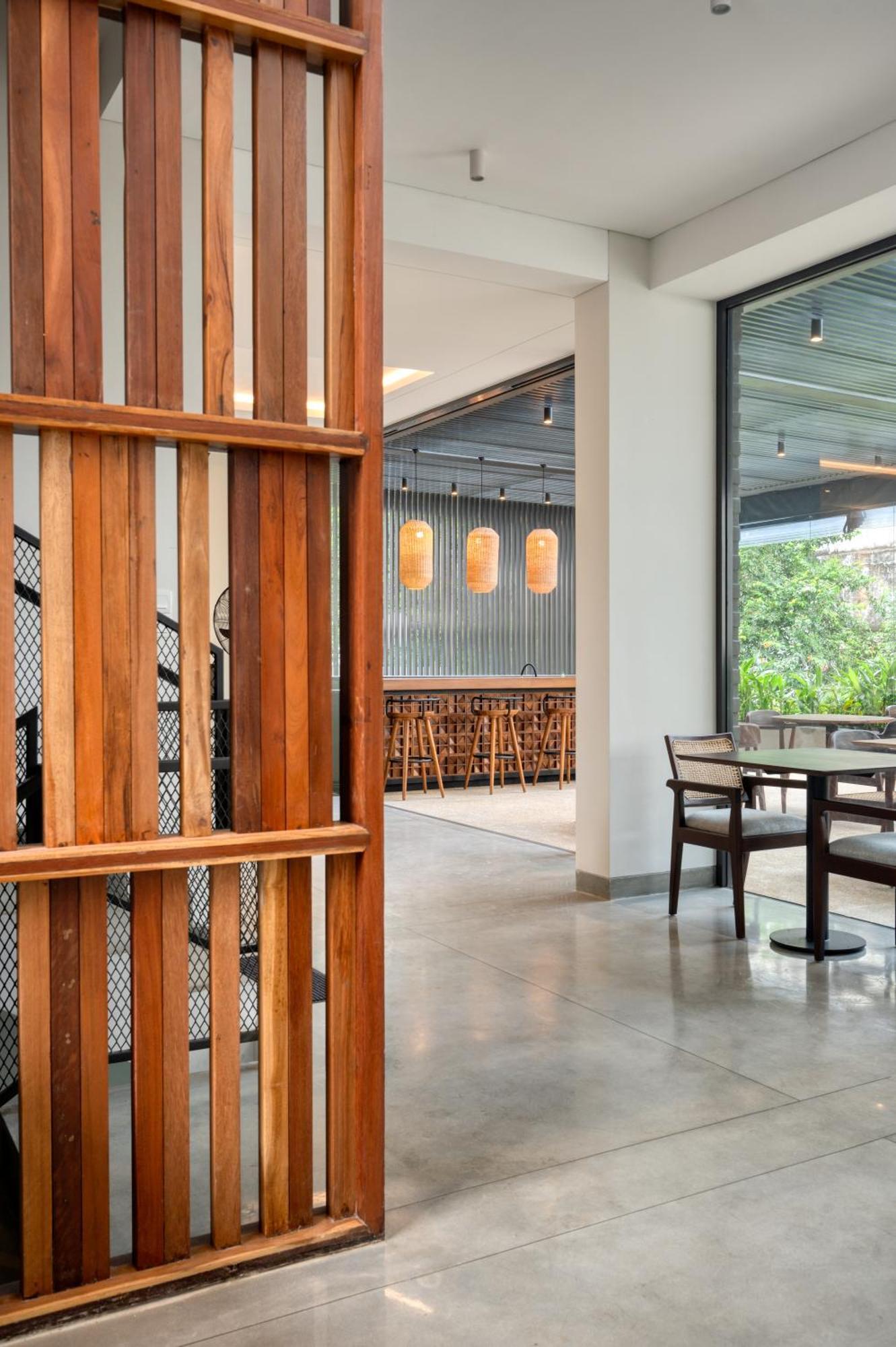 Taprobane House *
