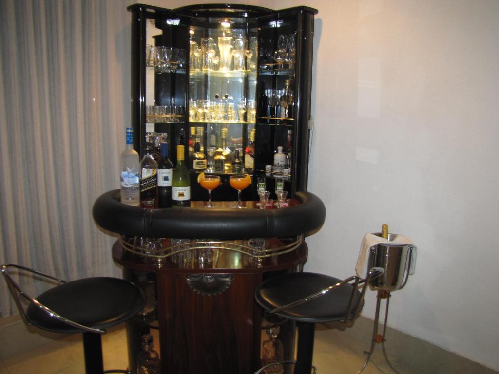 Whitehouse Residencies 3* Colombo