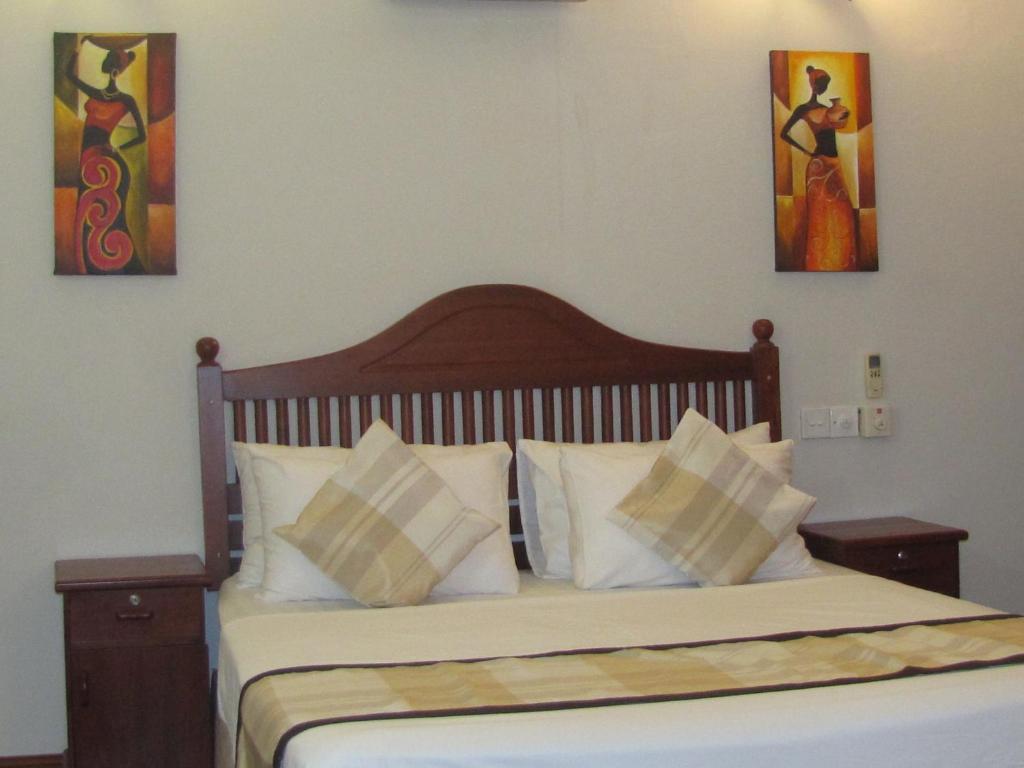 Whitehouse Residencies 3*