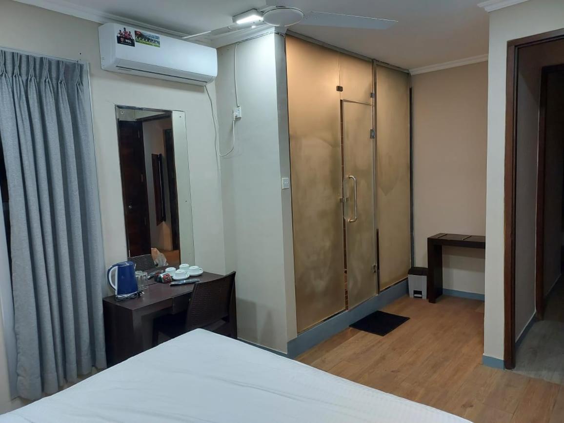 Hotel Raudah Colombo