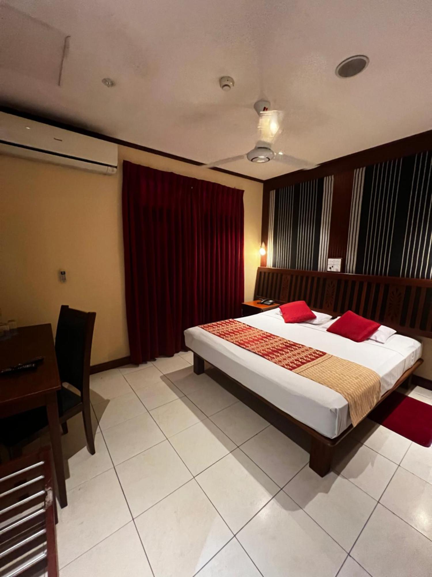 Colombo City Hotels 3*