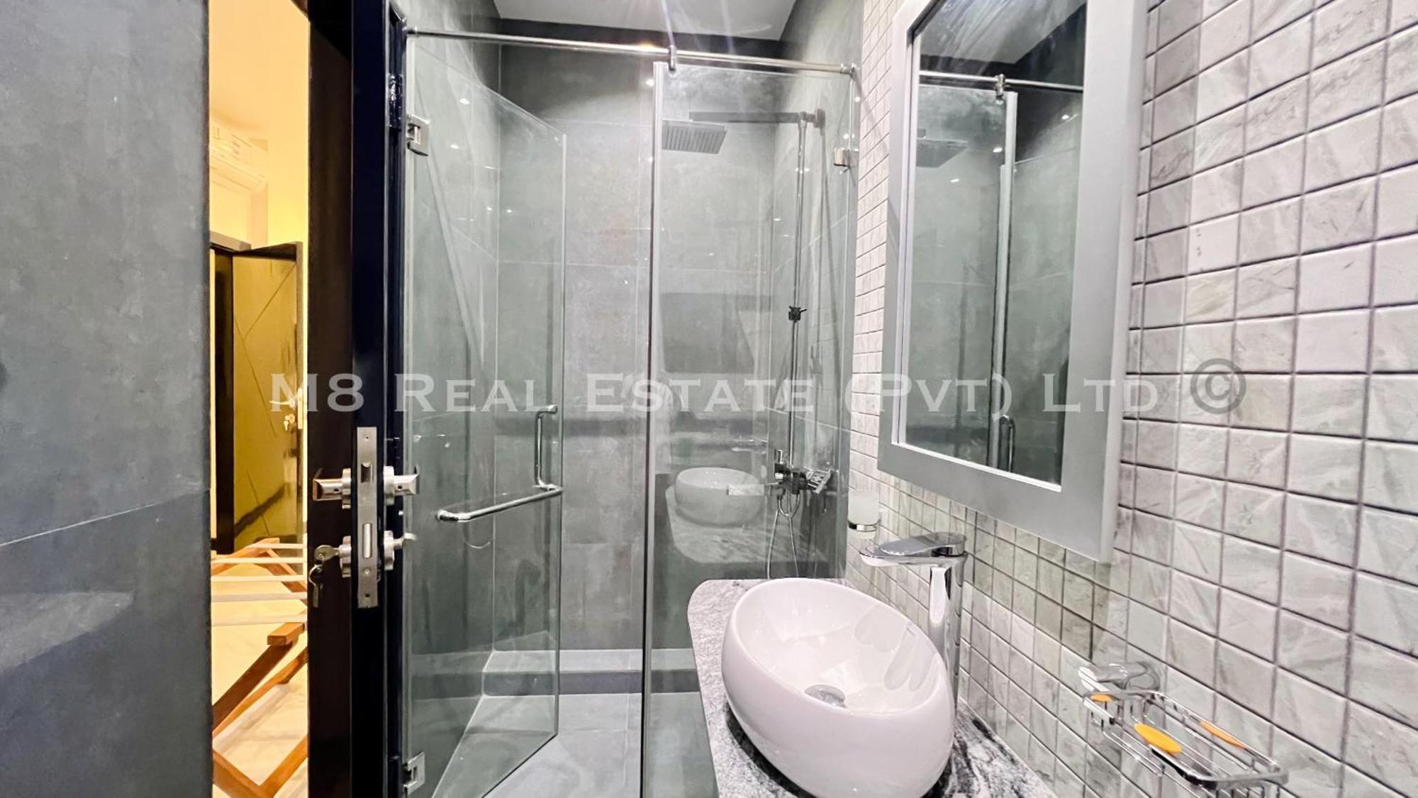 M8 Kollupitiya Apartment Colombo