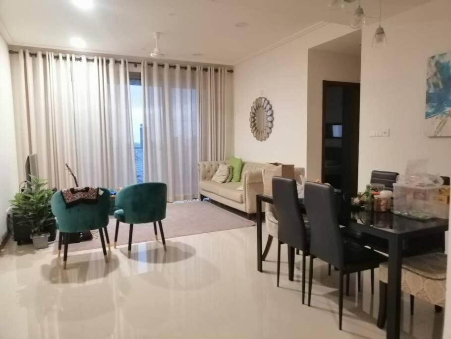 Apartment Luxury Sea View Fully Furnished Colombo