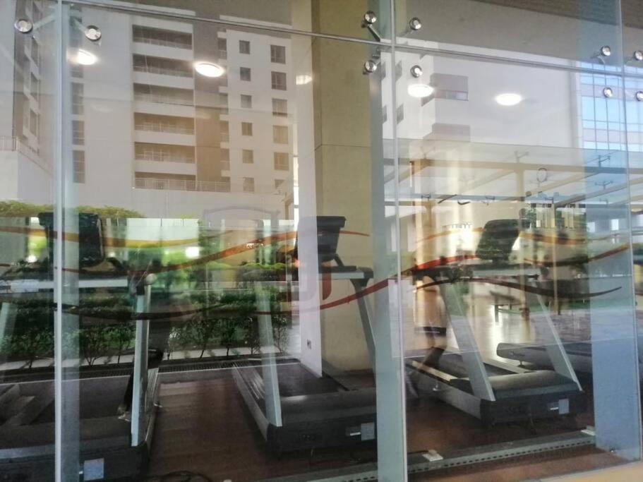 Luxury Sea View Fully Furnished Apartment *