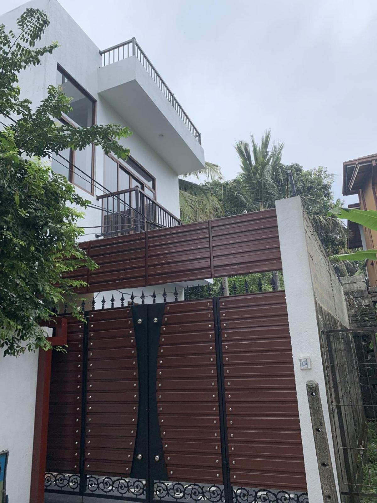 3 Bhk Furnished House-apartment In Colombo