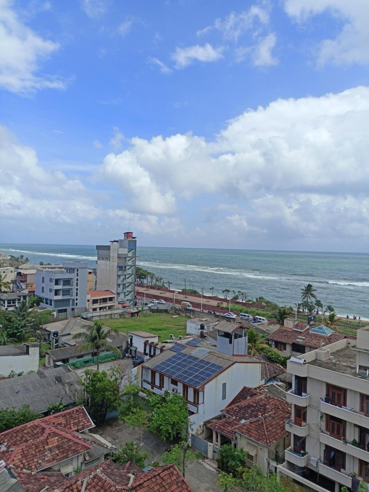 Marine Breeze Wellawatte Apartment Colombo