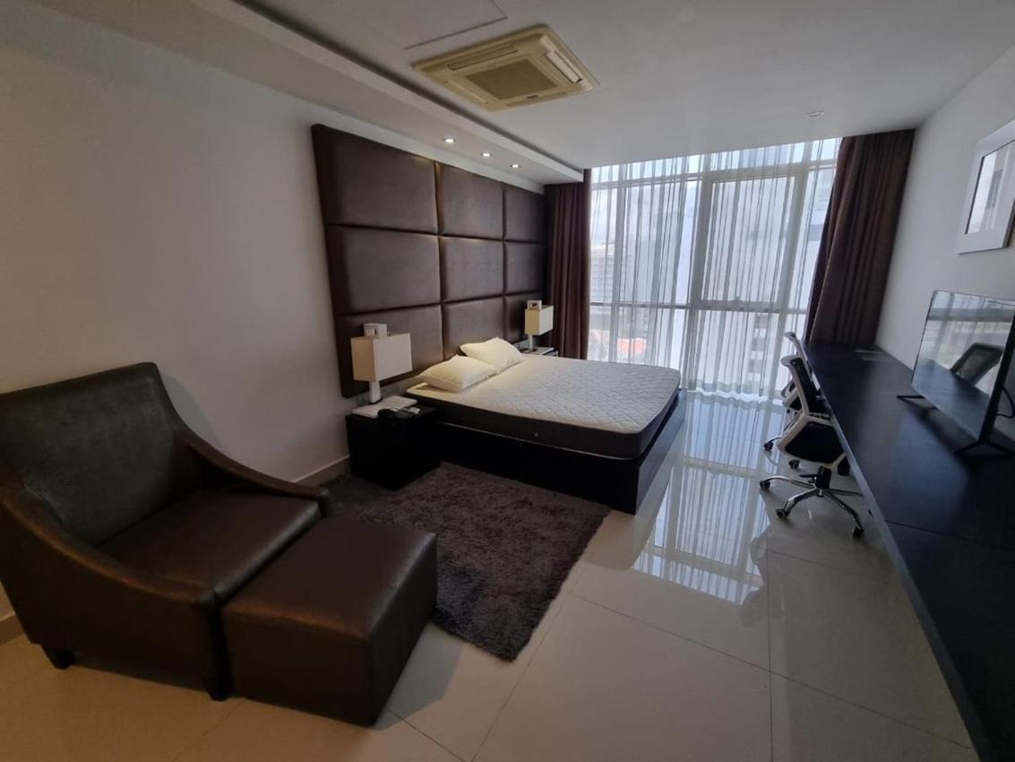 Platinum One Apartment