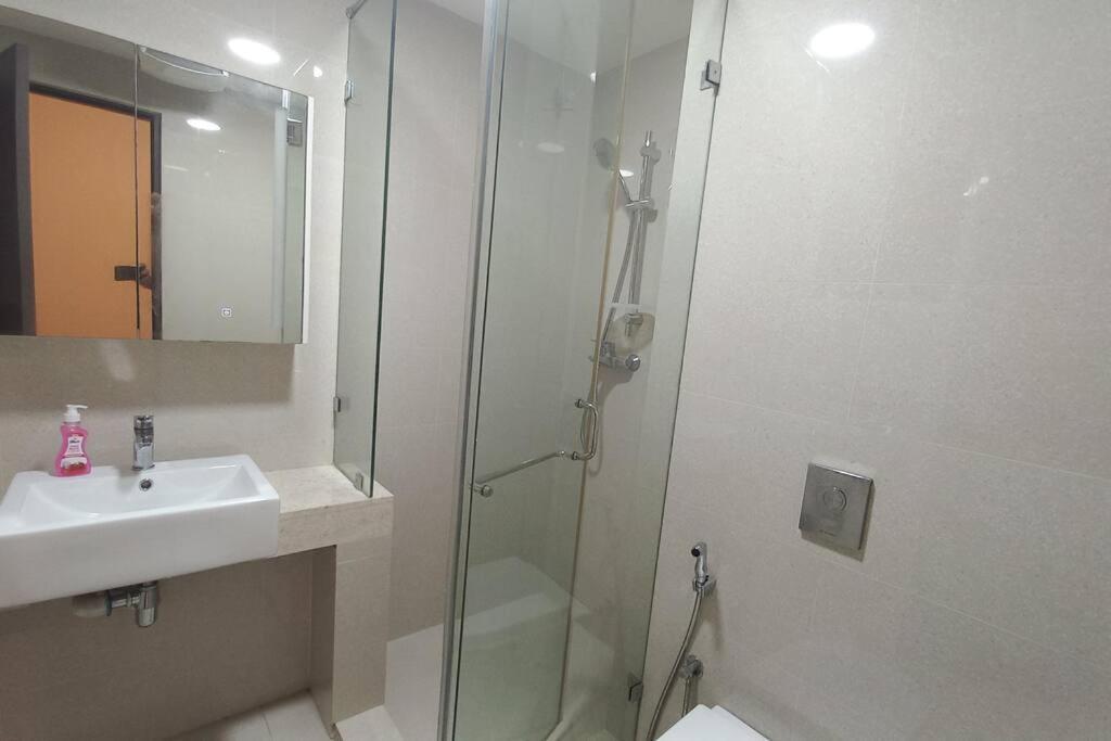 Capital Residencies Col 05 Thimba 8-4 Apartment Colombo