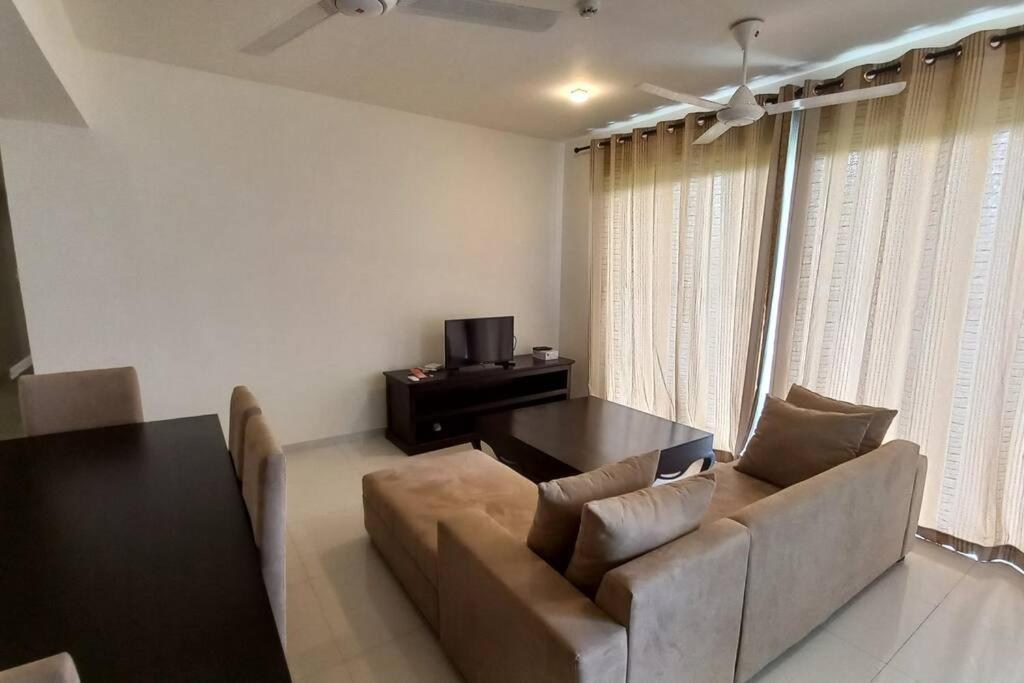 Capital Residencies Col 05 Thimba 6-3 * Colombo