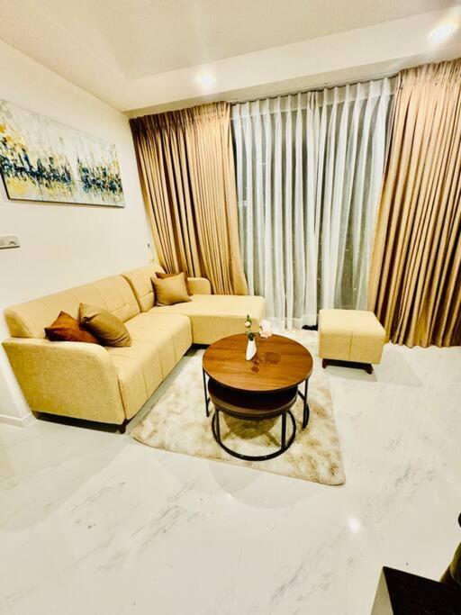 Luxury In Capital Twinpeaks Apartment *