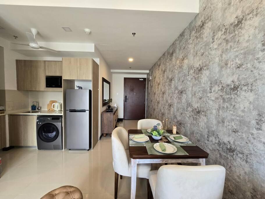 Skyline Luxury At Tri-zen - Pool And Amazing Views Apartment *