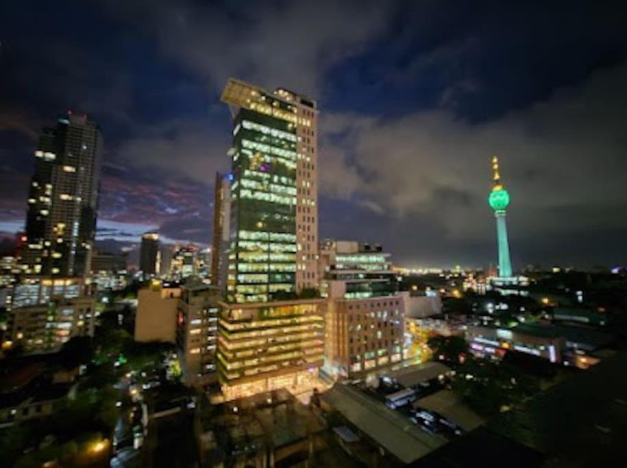 Skyline Luxury At Tri-zen - Pool And Amazing Views * Colombo