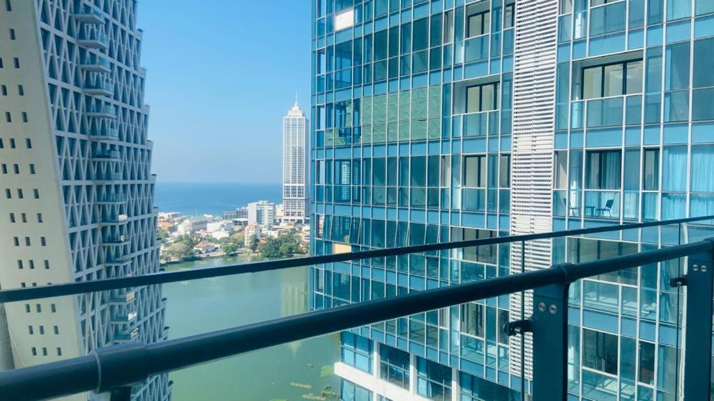 Luxury Sky * Colombo