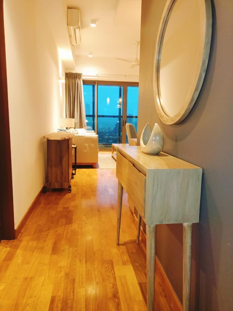 Apartment 2 Bed Fully Furnished Luxury At Downtown 2 *