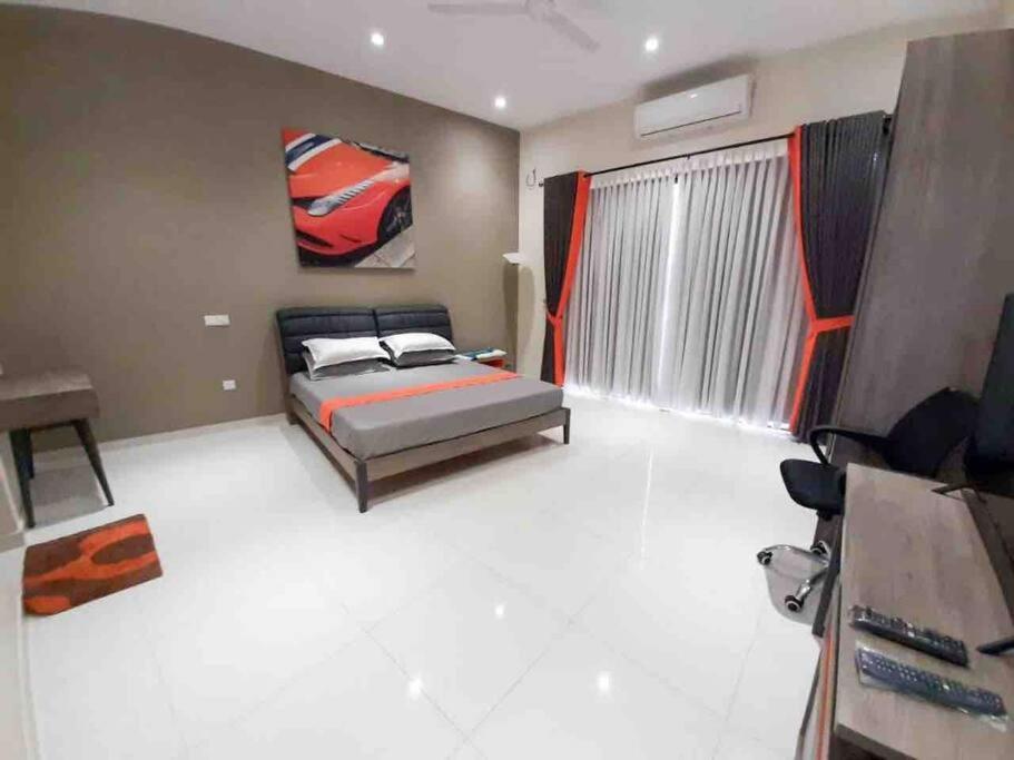 Apartment A Supercar Themed Located In