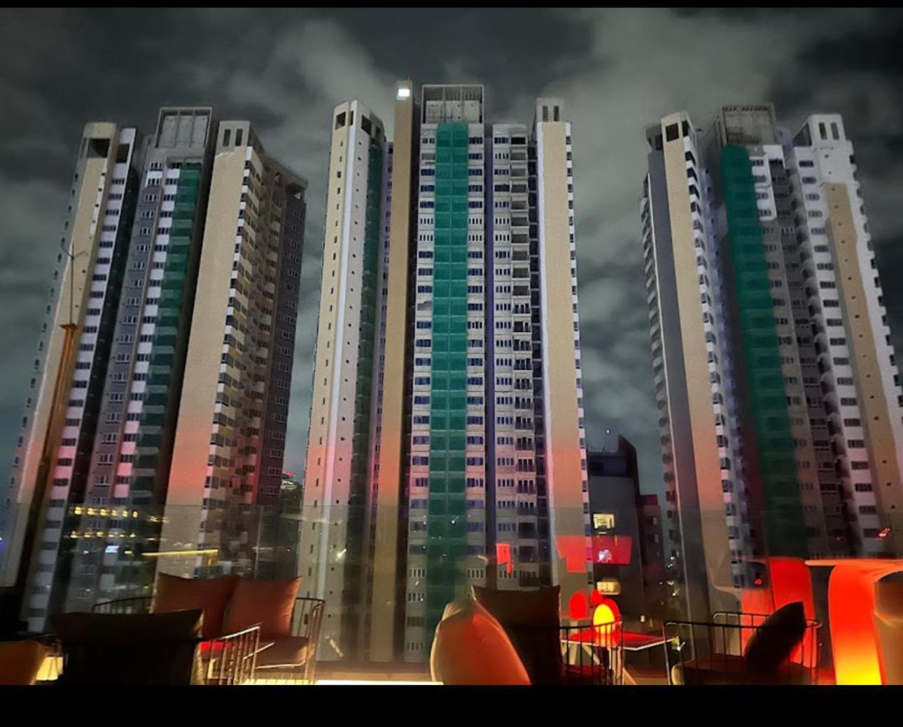 Apartment Skyline Luxury At Tri-zen - Pool And Amazing Views *