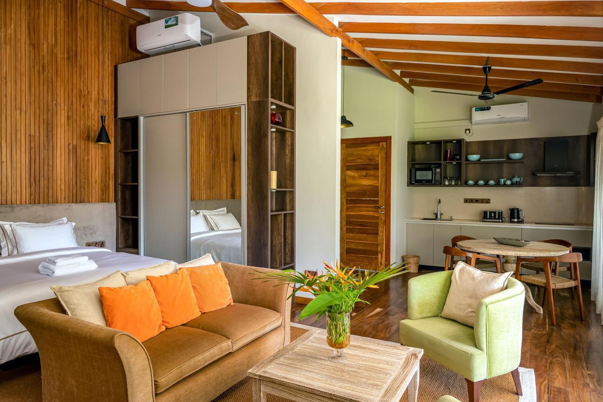 Bed & Breakfast Collection