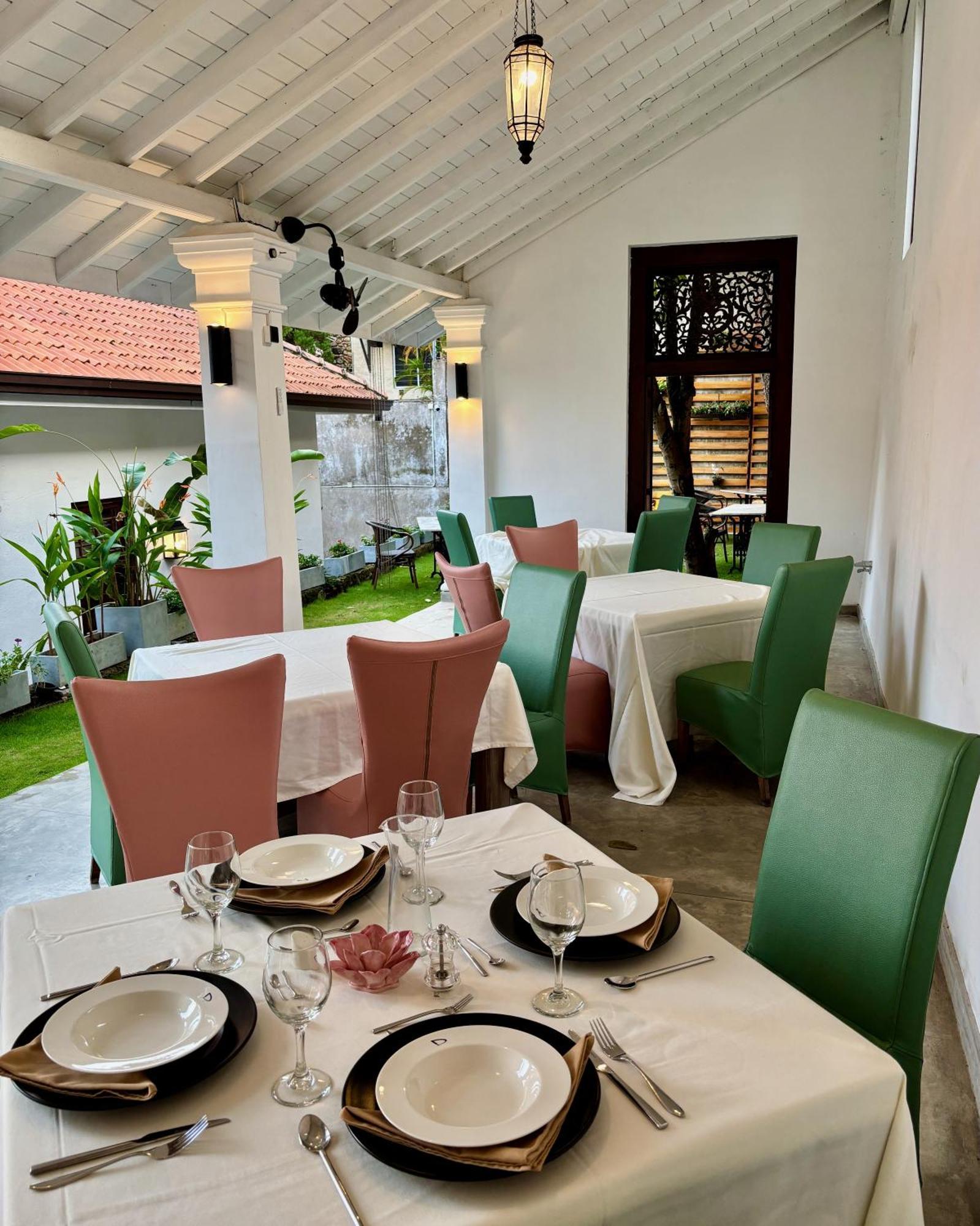 Hotel La Maison De 4*