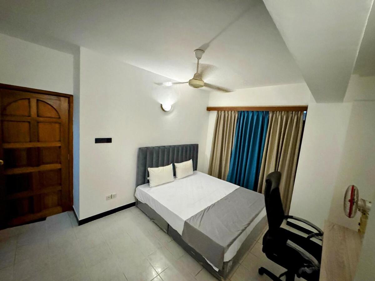 7, Leisure * Colombo
