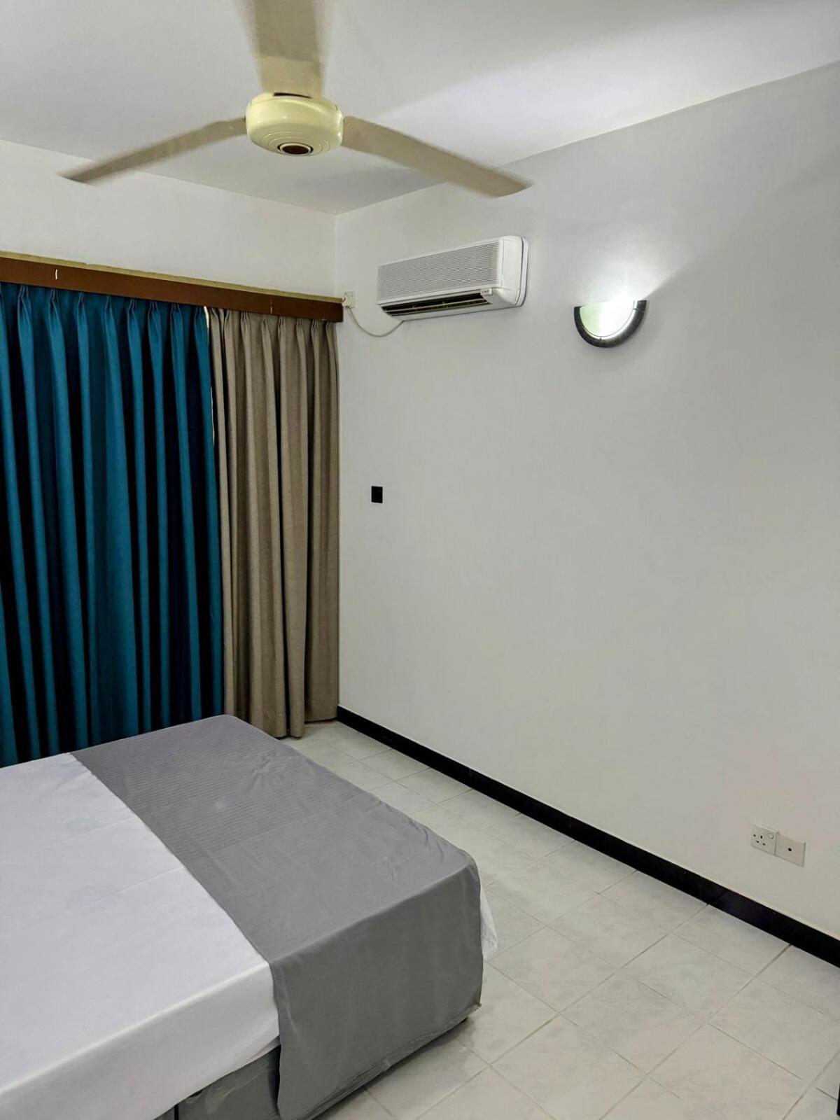 Apartment 7, Leisure