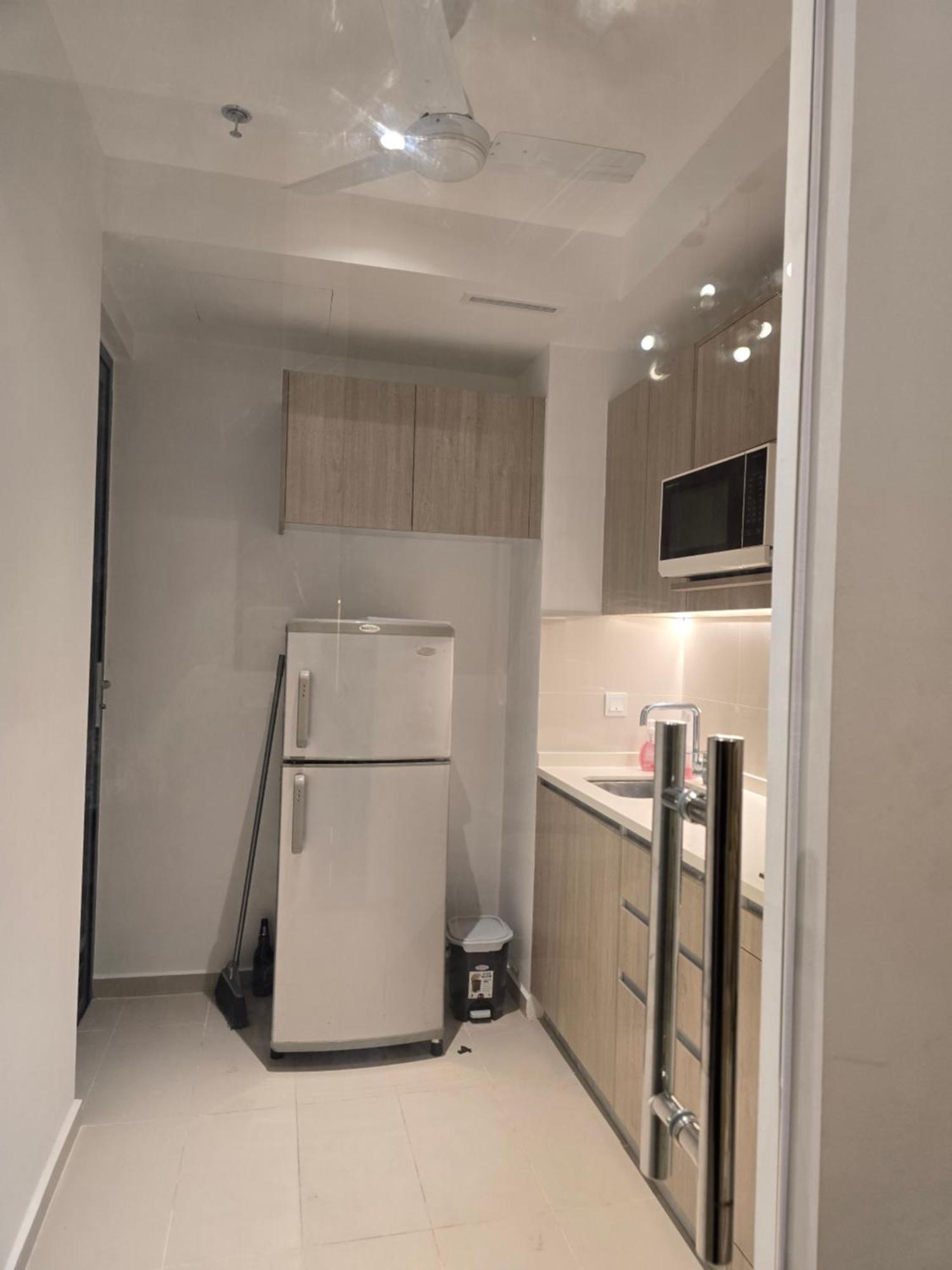 41st Floor Trizen Smart Luxury With Sea View And Portcity View Apartment *