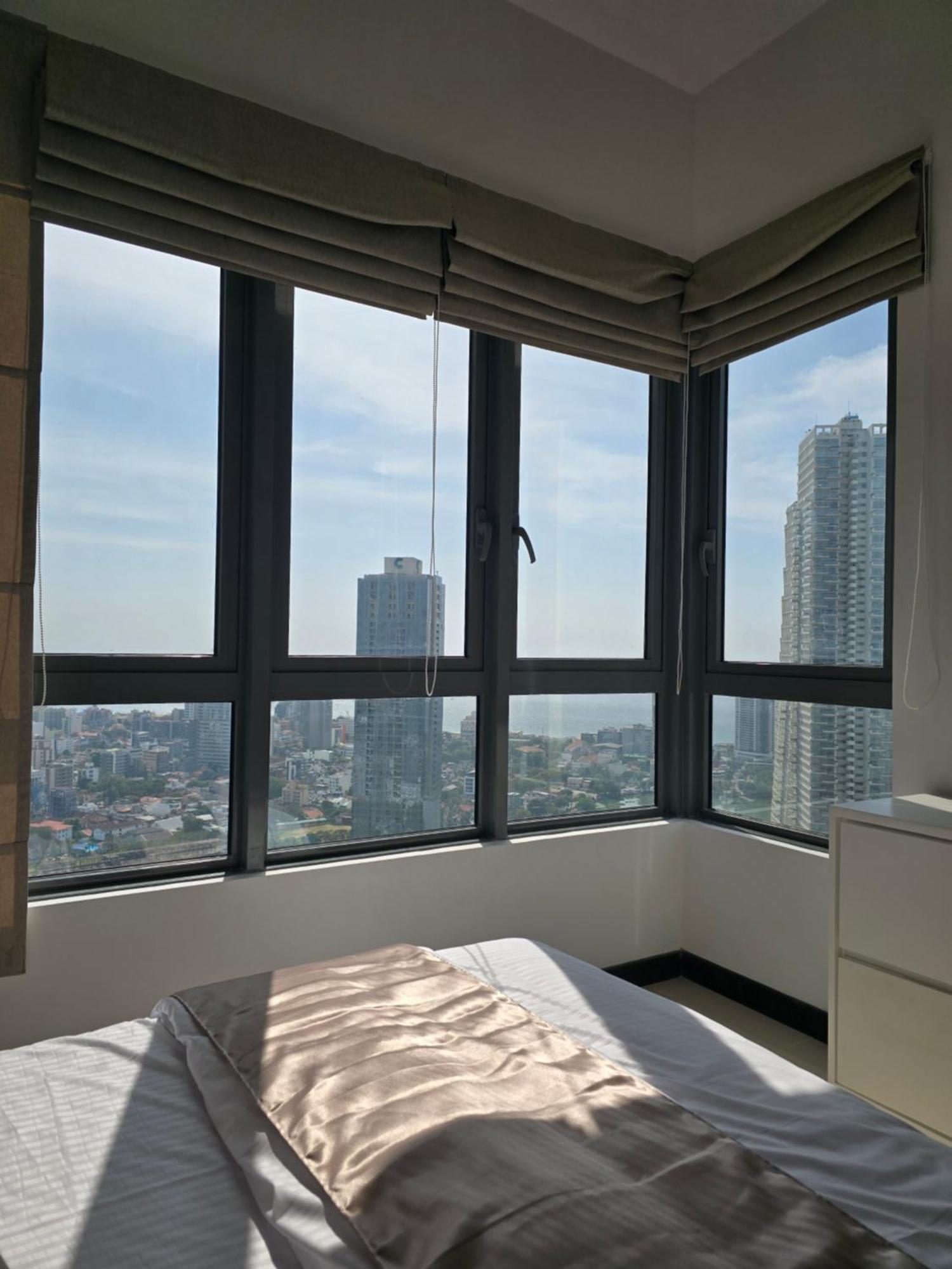 Apartment 41st Floor Trizen Smart Luxury With Sea View And Portcity View Colombo