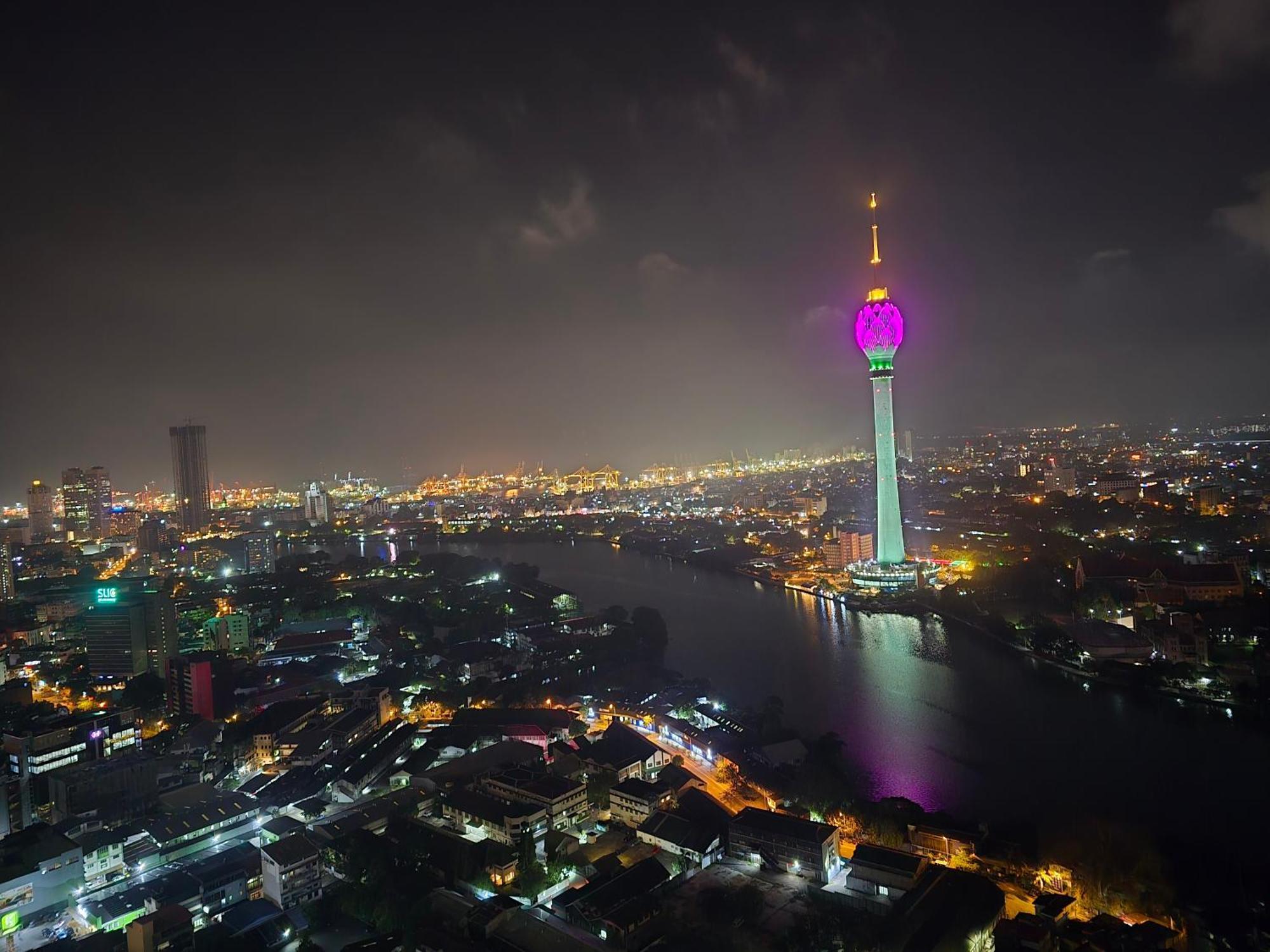 41st Floor Trizen Smart Luxury With Sea View And Portcity View Apartment Colombo