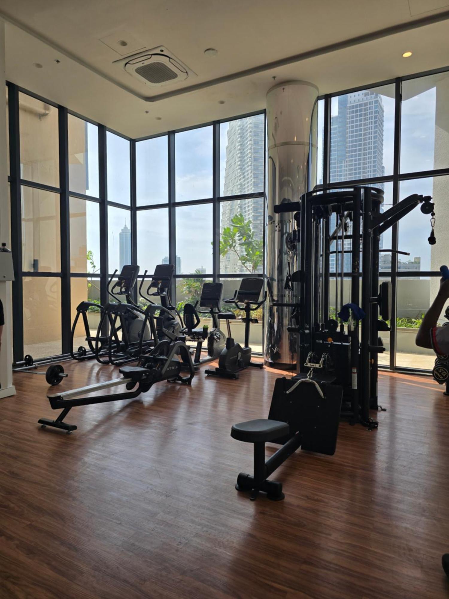 Apartment 41st Floor Trizen Smart Luxury With Sea View And Portcity View *